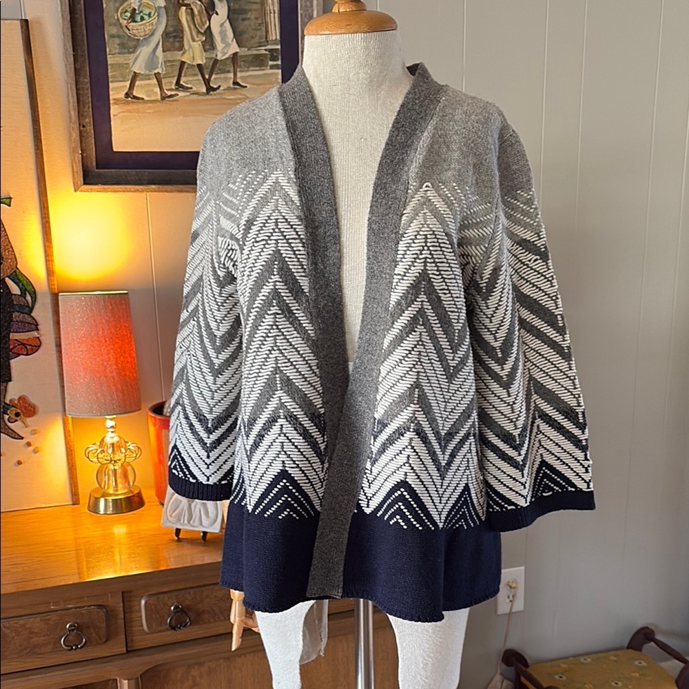 Moth Gray and Navy Open Cardigan